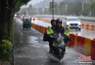 “巴威”中午前后进入安徽 黄山九华山阵风或达11级