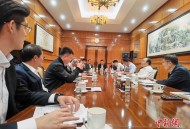 中马博士生对话中国驻马大使 深化双边青年人才务实合作